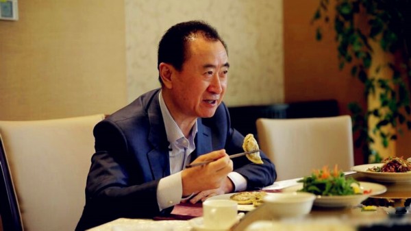 王健林引領(lǐng)科技革新，重塑生活體驗，科技巨擘展望未來新篇章