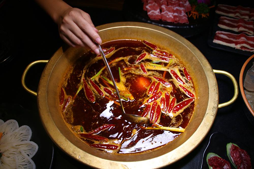 火鍋?zhàn)钚虏似罚独倜半U(xiǎn)之旅與自我成長(zhǎng)的啟示探索