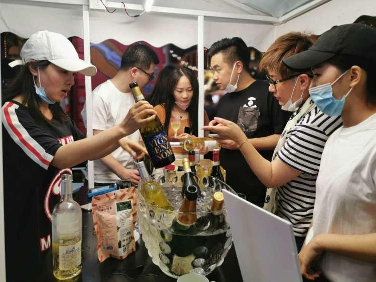 捕魚達人2最新版，小巷神秘寶藏探索與特色小店奇妙之旅