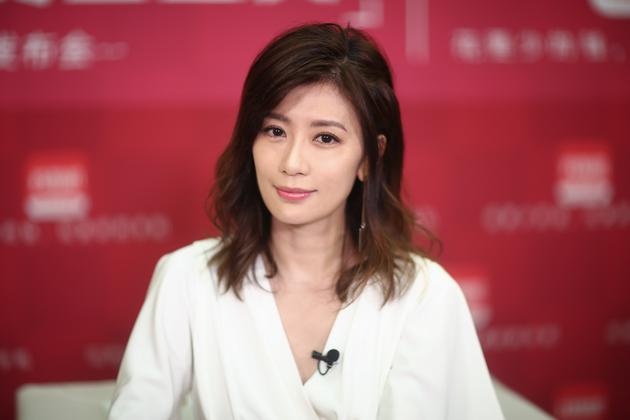 賈靜雯微博最新動(dòng)態(tài)，關(guān)注與互動(dòng)的步驟指南