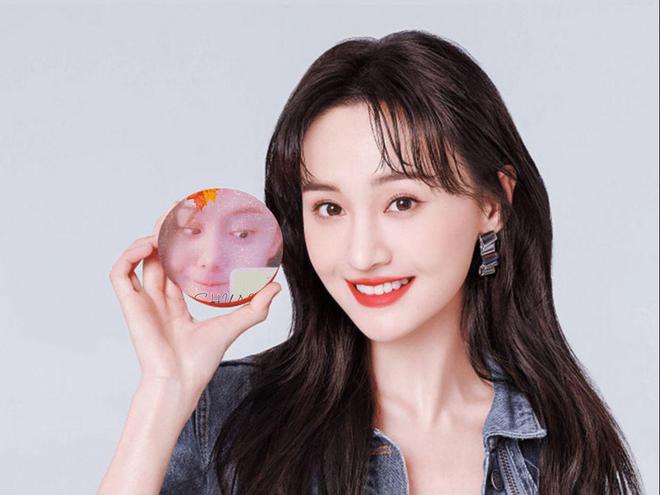 鄭爽2025最新動(dòng)態(tài)，蛻變之路，自信照亮未來(lái)成就展望