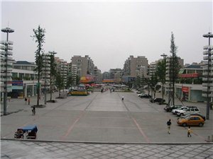 彭山貼吧最新動(dòng)態(tài)，科技新浪潮引領(lǐng)智能產(chǎn)品重磅登場(chǎng)！