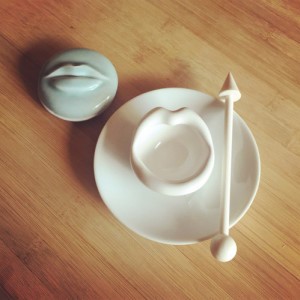 革新傳統(tǒng)陶瓷材料，引領(lǐng)未來(lái)發(fā)展趨勢(shì)