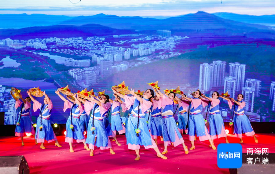 廣場舞2025最新風(fēng)潮，舞動你的世界！?