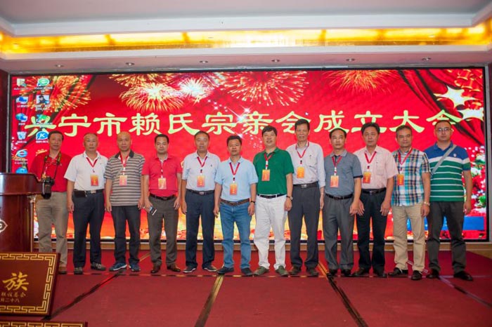 賴氏最新動(dòng)態(tài)引領(lǐng)科技潮流，重塑未來生活體驗(yàn)新篇章