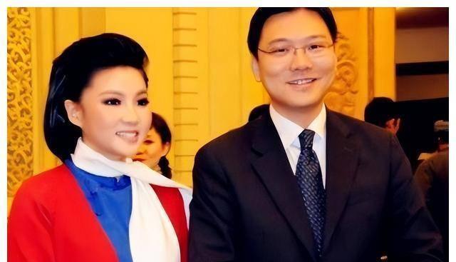 美國回國之旅，家的溫馨與友情奇遇的交織