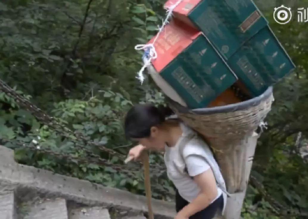 水淹現(xiàn)象最新視頻，觀察、分析與個(gè)人視角