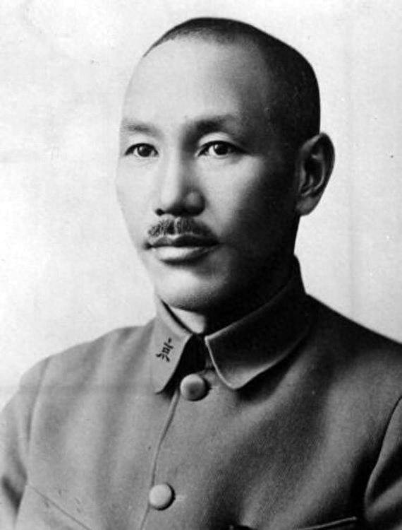 權(quán)力風(fēng)云掀起熱議風(fēng)暴，最新動(dòng)態(tài)引領(lǐng)討論潮流