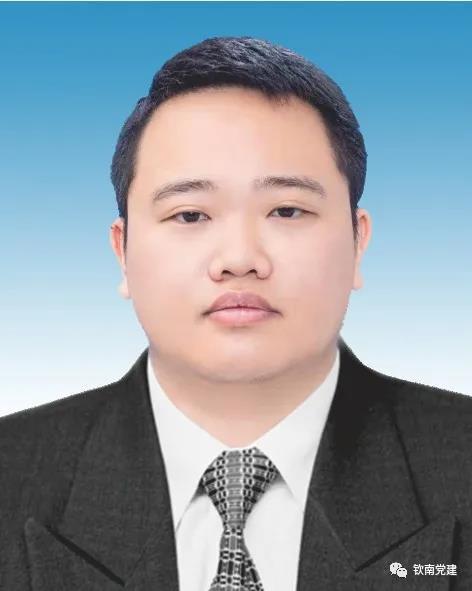 科技革新引領(lǐng)未來，最新區(qū)干部任職公示揭示智慧藍(lán)圖